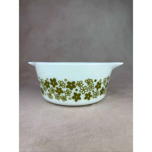 Vintage Pyrex Spring Blossom 474-B Mixing Bowl Green Flowers Pattern - Picture 1 of 8